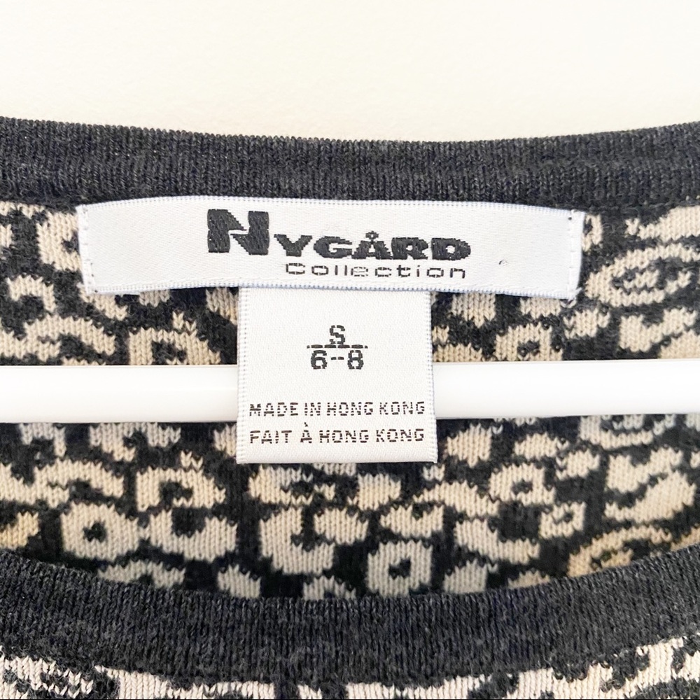 Nygard Collection - Knit Cheetah Print Sleeveless Top - Picture 3 of 16